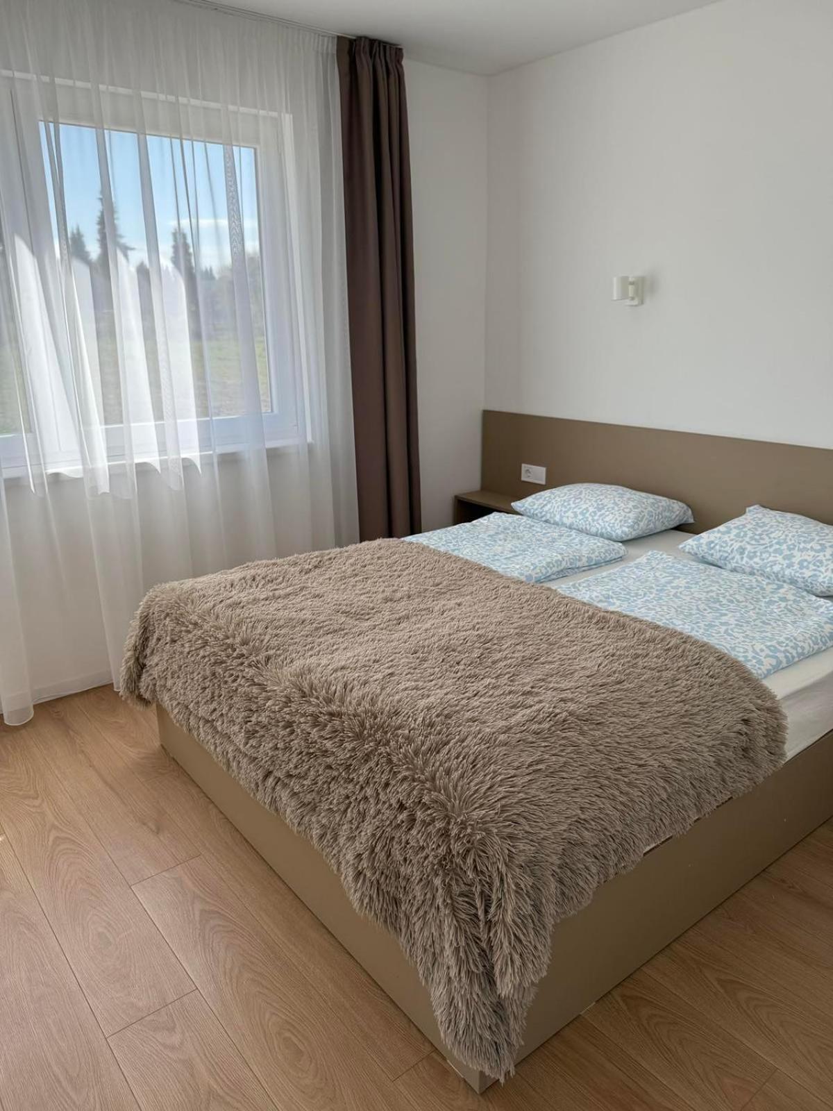 Oliver Apartmán
