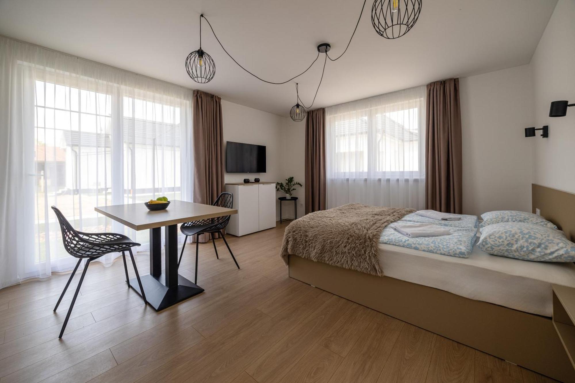 Oliver Apartmán