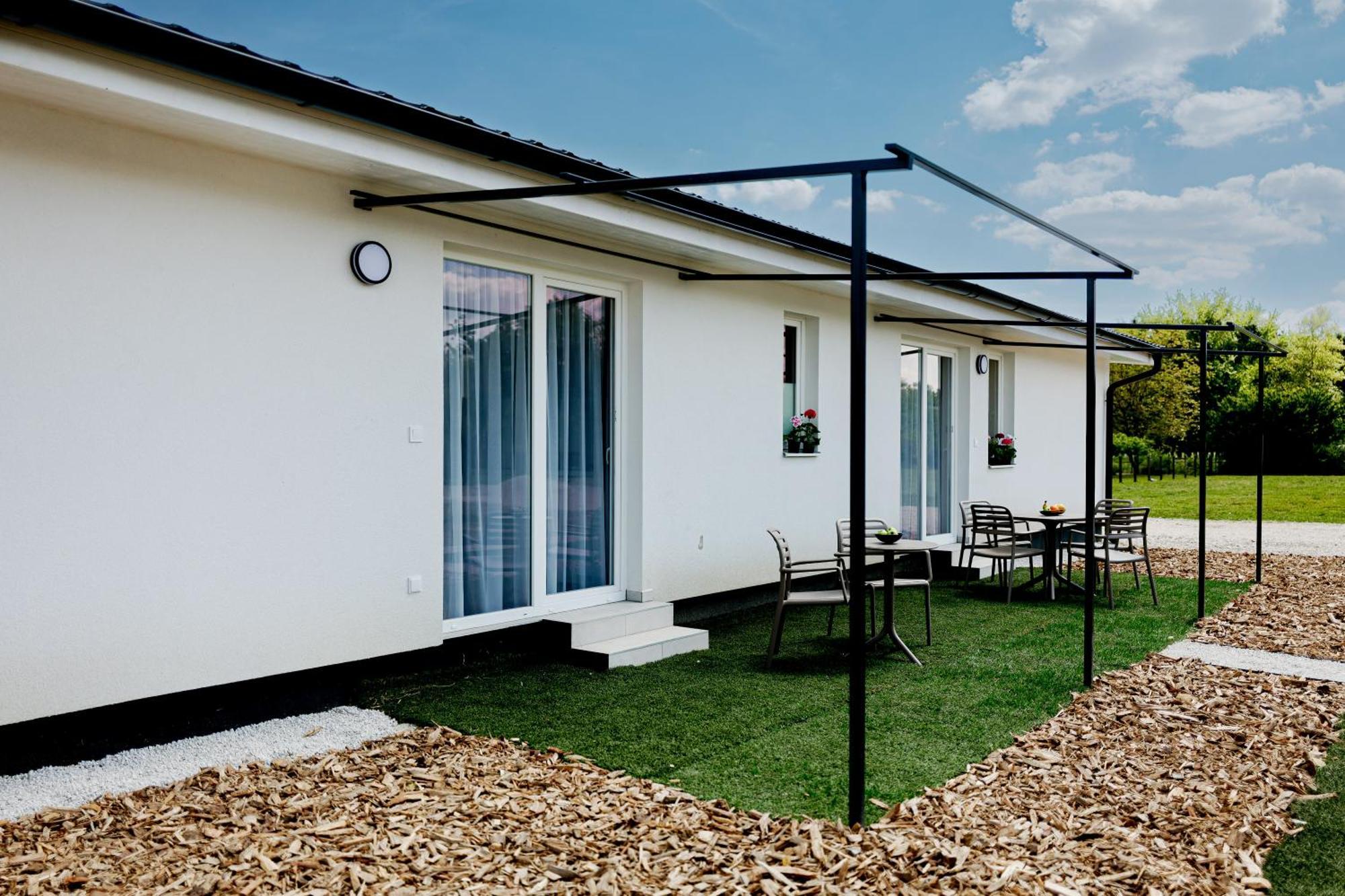 Oliver Apartmán